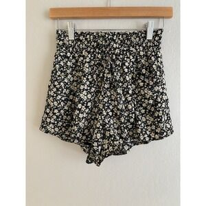 Altar'd State High Rise Flowy Shorts XS Black Floral Boho Whimsical Garden Chic